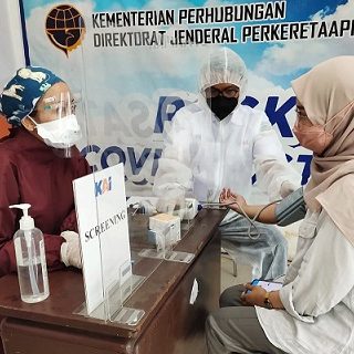 Layanan vaksin gratis di stasiun untuk pelanggan kereta api
