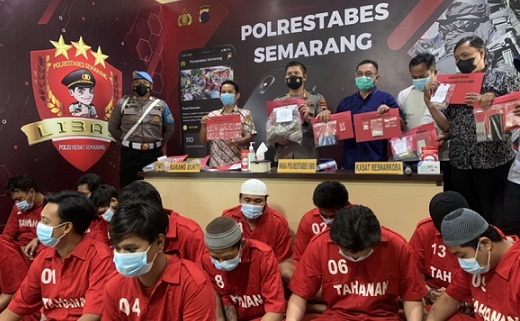Konferensi pers di Mapolrestabes Semarang