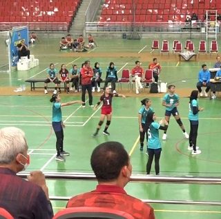 Kemeriahan Popda Jateng 2022. Gubernur Jateng dan Wali Kota Semarang Hendrar Prihadi sempat menyaksikan euforia event pelajar tersebut