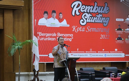Wali Kota Semarang memberikan arahkan pada kegiatan ”Rembug Stunting”, di Hotel Patrajasa, Senin (15/8). Foto: Dok Humas Pemkot Semarang