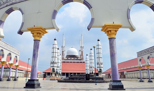 KEBANGGAAN. Masjid Agung Jawa Tengah (MAJT), menjadi masjid kebanggaan warga Jawa Tengah  