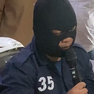 Pelaku saat memberikan keterangan terkait aksinya