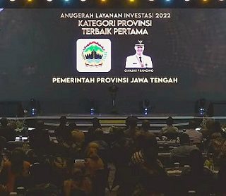 Suasana ajang Anugerah Layanan Investasi (ALI) 2022 yang berlangsung di Grand Ballroom Hotel Fairmont, Jakarta Pusat, Rabu (12/10/2022). Tahun ini Pemprov Jateng memeroleh penghargaan tersebut untuk ketiga kalinya atau hattrick. Penghargaan diserahkan oleh Wapres Ma'ruf Amien