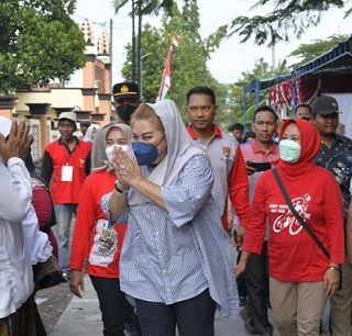 Plt Walikota Semarang menghadiri Gebyar Pasar Rakyat Bangetayu Kulon
