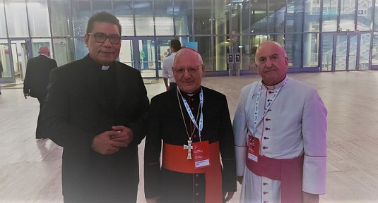 Bersama Kardinal Louis Sako, Patriarkat Ur-Khaldea, Irak dan sekretarisnya.