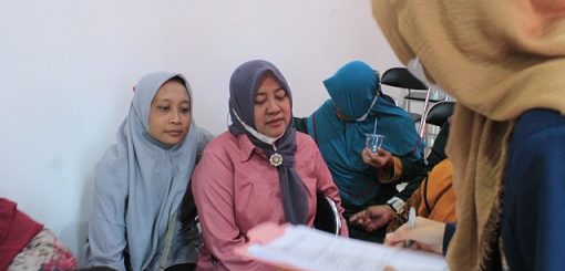 Tim Pengabdian Masyarakat Undip Kampus Rembang, mengadakan kegiatan Sosialisasi dan Edukasi Penggunaan Bahan Alternatif Pengganti Boraks di Gedung PSDKU Universitas Diponegoro (Undip) Kampus Rembang, Selasa (25/10)