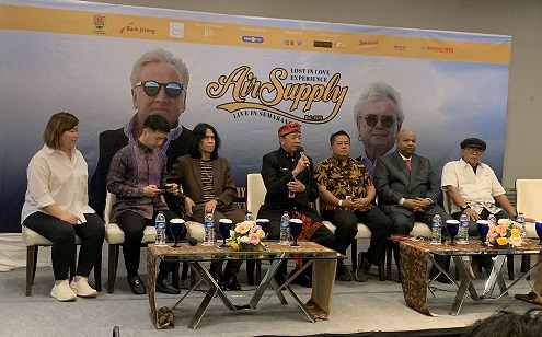 Kepala Dinas Kebudayaan dan Pariwisata (Disbudpar) Kota Semarang, Wing Wiyarso menjelaskan even tersebut.