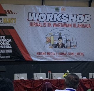 Panitia Pelaksana Darjo Soyat saat memberikan sambutan