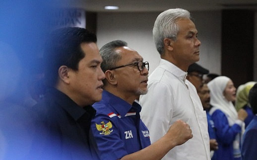 Gubernur Jateng Ganjar Pranowo dan Menteri BUMN Erick Tohir hadir pada acara Launching Bacaleg DPR RI, DPRD Provinsi dan DPRD Kabupaten/Kota se-Jawa Tengah, Partai Amanat Nasional (PAN), di Hotel Grasia, Semarang, Jumat (2/12)