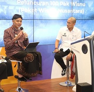 Gubernur Jawa Tengah, Ganjar Pranowo, menjadi pembicara di acara Launching 100 Paket Wisata Nusantara (Pak Wisnu) di Kementerian Pariwisata dan Ekonomi Kreatif Jakarta, Senin (5/12/2022)