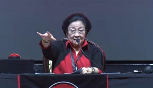Ketua PDIP Megawati  Umum PSoekarnoputri