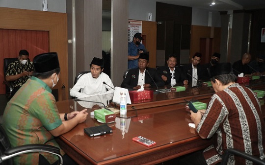 Gus Huda melakukan audiensi dengan Wakil Gubernur Jawa Tengah, Taj Yasin Maimoen