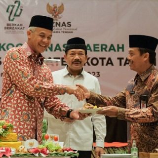 Badan Amil Zakat Nasional (Baznas) Provinsi Jawa Tengah, menyelenggarakan Rapat Koordinasi Daerah Pimpinan Baznas Kabupaten/Kota pada 2023 di Kabupaten Semarang, Kamis (19/01/2023). Hadir pada kesempatan itu Gubernur Jateng Ganjar Pranowo dan Ketua Baznas Pusat, Prof Dr Noor Achmad MA