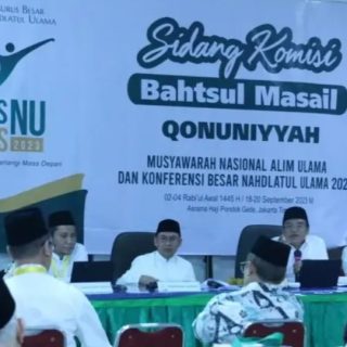 Sidang Komisi Bahtsul Masail Qonuniyyah pada Munas-Konbes NU 2023 menolak kebijakan sekolah lima hari (full day school)