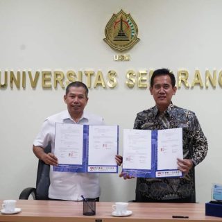 Universitas Semarang (USM) dan PT Pembangunan Perumahan Semarang-Demak (PPSD) melakukan kerjasama. Penandatanganan naskah kerja sama dilakukan Rektor USM, Dr Supari ST MT dan Direktur Keuangan PPSD, Pramusinto SE MM di Ruang Sidang Rektor, Gedung Menara USM, pada 7 September 2023