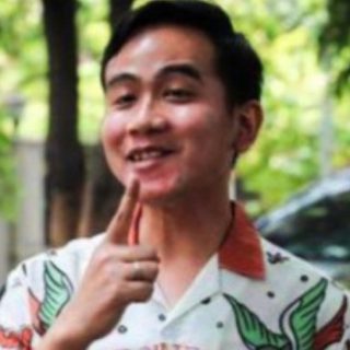 Wali Kota Solo Gibran Rakabuming Raka, kader PDIP yang menjadi Cawapres Prabowo Subianto