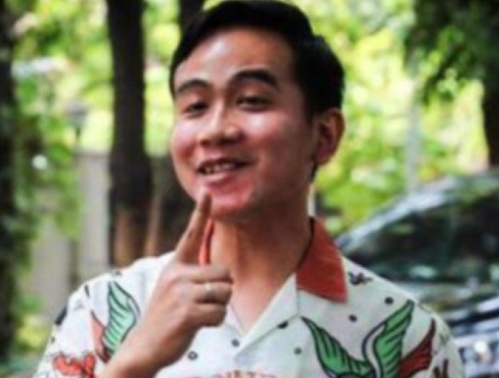 Wali Kota Solo Gibran Rakabuming Raka, kader PDIP yang menjadi Cawapres Prabowo Subianto