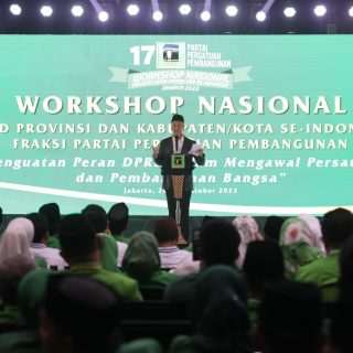 Ganjar Pranowo hadir dan memberi sambutan pada acara Workshop Nasional Anggota DPRD Fraksi PPP se-Indonesia di Jakarta, Jumat (20/10/2023) malam