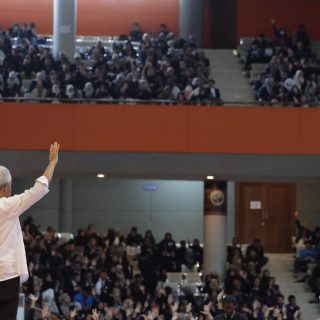 Bacapres 2024, Ganjar Pranowo, memberikan kuliah kebangsaan bertema "Kreatifitas dan Produktifitas Generasi Muda untuk Indonesia Emas 2045" di Universitas Negeri Malang, Senin (16/10/2023)