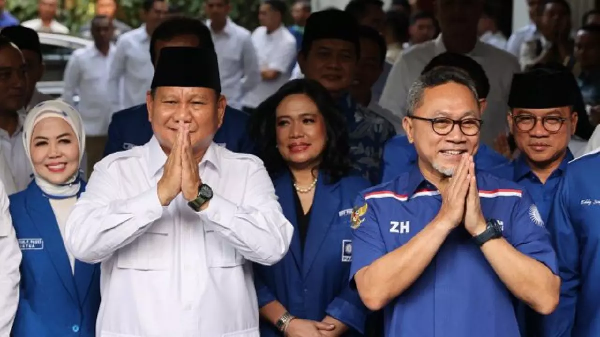 Capres Prabowo Subianto mengadakan pertemuan dengan petinggi partai politik Koalisi Indonesia Maju (KIM) di rumah dinas Ketum PAN Zulkifli Hasan, Jumat (20/10/2023) malam