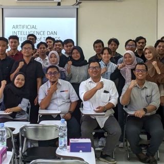 Seminar Penelitian Mahasiswa untuk Program Kreativitas Mahasiswa (PKM) yang diselenggarakan Program Studi Teknik Informatika Universitas Semarang (USM) di Menara TW 5.5 Universitas Semarang pada 23 November 2023