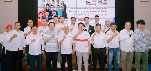 Marzuki Alie bersama kelompok Relawan Jokowi (Rejo) Pro Prabowo Gibran