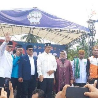 Deklarasi dukungan terhadap pasangan capres - cawapres, Anies Baswedan - Muhaimin Iskandar (AMIN) dikemas dalam acara Anies Saweu Rakyat Aceh di Lapangan Bumi Gas, Tanah Luas, Aceh Utara, Rabu (1/11/2023)