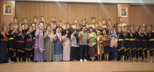 Paduan Suara Mahasiswa Fakultas Hukum Universitas Semarang (USM), “Justicia USM Choir” siap tampil pada perlombaan Karangturi International Choir Competition (KICC)