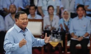 Capres nomor urut 2, Prabowo Subianto di Debat Capres pertama, Selasa (12/12/2023)