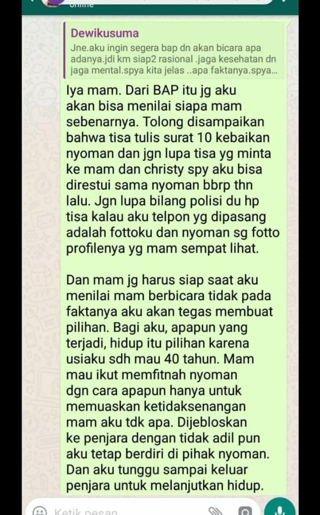 Bukti chat WA istri terpidana dengan ibunya atau mertua terpidana. Ada dugaan "pertengkaran" antar mereka terkait kasus I Nyoman Adi