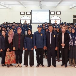 Mahasiswa Universitas Semarang (USM) yang akan menjalani Kuliah Kerja Nyata Pembelajaran Pemberdayaan Masyarakat (KKN PPM) XXIII. Mereka akan diterjunkan di 68 kelurahan di Kota Semarang dan Kabupaten Demak