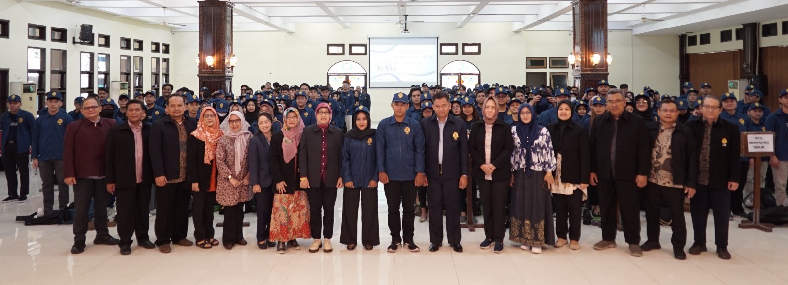 Mahasiswa Universitas Semarang (USM) yang akan menjalani Kuliah Kerja Nyata Pembelajaran Pemberdayaan Masyarakat (KKN PPM) XXIII. Mereka akan diterjunkan di 68 kelurahan di Kota Semarang dan Kabupaten Demak