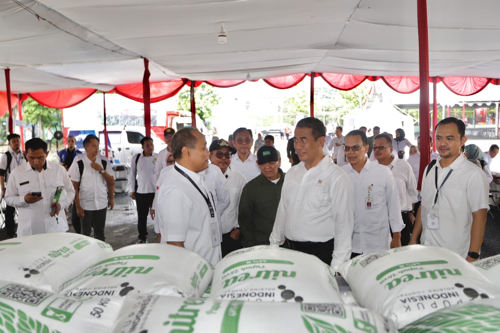 BAZAR PUPUK- Pupuk Indonesia menggelar Bazar Pupuk yang dihadiri sekitar 50 ribu lebih petani di GOR Satria, Kota Purwokerto, Jawa Tengah, Selasa (2/1/2024).