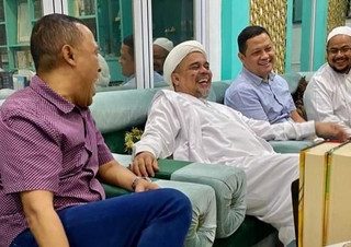 Pertemuan Tim Kuasa Hukum AMIN dengan Habib Rizieq Shihab