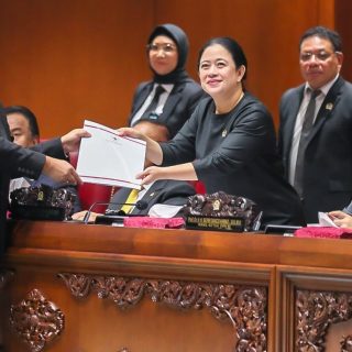 Dewan Perwakilan Rakyat (DPR) menyelenggarakan Rapat Paripurta. Kamis (28/3/2024). Rapat itu mengesahkan Rancangan Undang-Undang tentang Perubahan Kedua atas Undang-Undang Nomor 6 Tahun 2014 tentang Desa