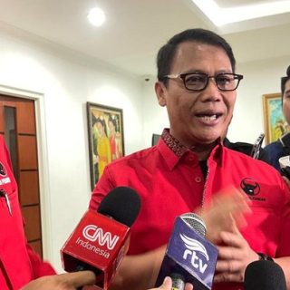 Ketua DPP PDI Perjuangan, Ahmad Basarah dan Djarot Syaiful Hidayat