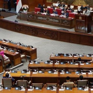 Badan Legislasi (Baleg) DPR mulai merevisi UU Nomor 39 Tahun 2008 tentang Kementerian Negara pada masa sidang V hingga 11 Juli mendatang.