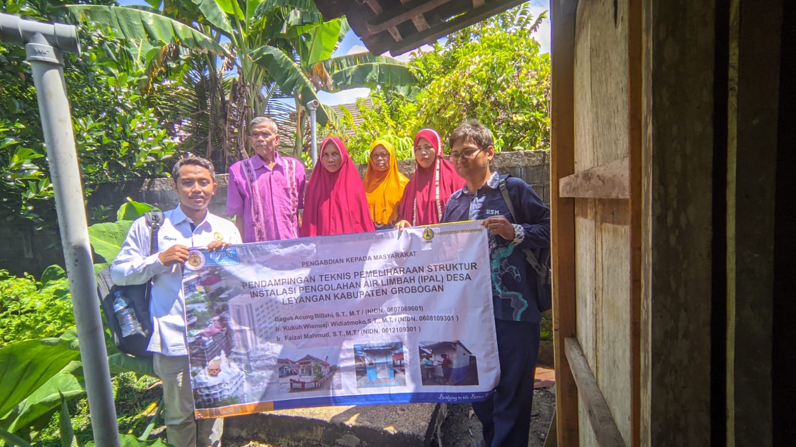 Tim Pengabdian kepada Masyarakat (PkM) dosen Teknik Sipil Universitas Semarang memberikan pendampingan teknis pemeliharaan struktur IPAL Desa Leyangan, Kabupaten Grobogan di Gedung Pertemuan Desa Leyangan dan beberapa rumah warga