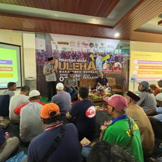 Ketua Umum Baznas Kota Semarang yang juga Ketua Umum KONI Kota Merang, membuka pelatihan Juru Sembelih Halal (Juleha) yang digelar di Rumah Pemotongan Hewan (RPH) Kota Semarang,