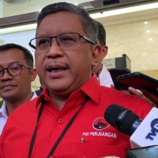 Sekjen PDI-P, Hasti Kristiyanto