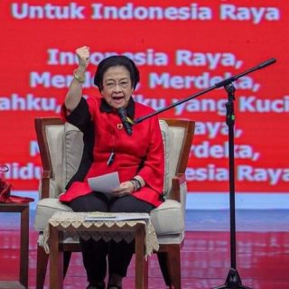Ketua Umum DPP PDI Perjuangan Prof.Dr.(HC) Megawati Soekarnoputri menjadi pembicara kunci dalam acara Musyawarah Kerja Nasional Partai Persatuan Indonesia (Perindo), di Inews Tower, Jakarta Pusat, Selasa (30/7).