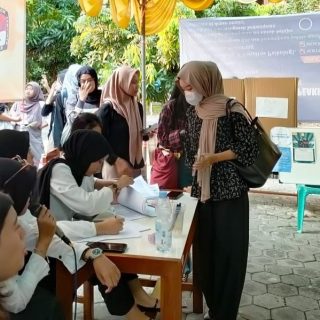 Pemilihan Raya Mahasiswa (Pemira) untuk memilih Gubernur dan Wakil Gubernur BEM Psikologi USM, digelar Dewan Mahasiswa (Dema) Fakultas Psikologi Universitas Semarang di halaman Fakultas Psikologi USM, baru-baru ini.