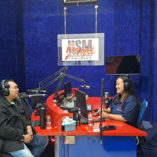 Ketua Harian Ikatan Alumni Universitas Semarang (IKA USM), Muhammad Arif Surana, SH. S.Psi. MM, menjadi narasumber dalam Talk show USM Update di Studio Radio USM Jaya Gedung N USM, pada Senin (25/11/2024)