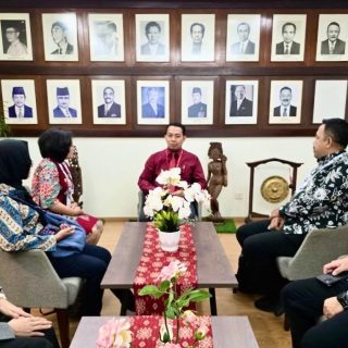 Kedutaan Besar Republik Indonesia (KBRI) di Kuala Lumpur, Malaysia, menerima kunjungan Tim International Office Universitas Semarang (IO USM) pada 27 November 2024