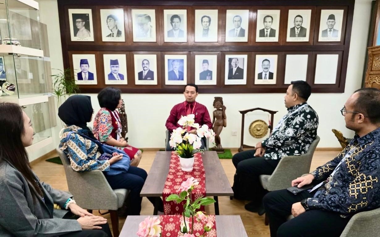 Kedutaan Besar Republik Indonesia (KBRI) di Kuala Lumpur, Malaysia, menerima kunjungan Tim International Office Universitas Semarang (IO USM) pada 27 November 2024