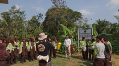 Belajar di Alam Terbuka, Siswa SMP Cokroaminoto Banjarmangu Antusias Ikuti Program Literasi Konservasi