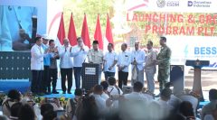 PLTS 100 GWp Diluncurkan, PLN Siap Dukung Akselerasi Pengembangan EBT Menuju Swasembada Energi