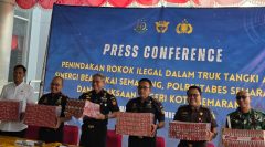 Tangki Palsu Berisi Jutaan Rokok Ilegal, Modus Licik Dibongkar Bea Cukai Semarang
