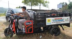 Nyalakan Tambak, Tumbuhkan Harapan: PLN Hadirkan Elektrifikasi Perikanan bagi Petani Ikan di Cilacap